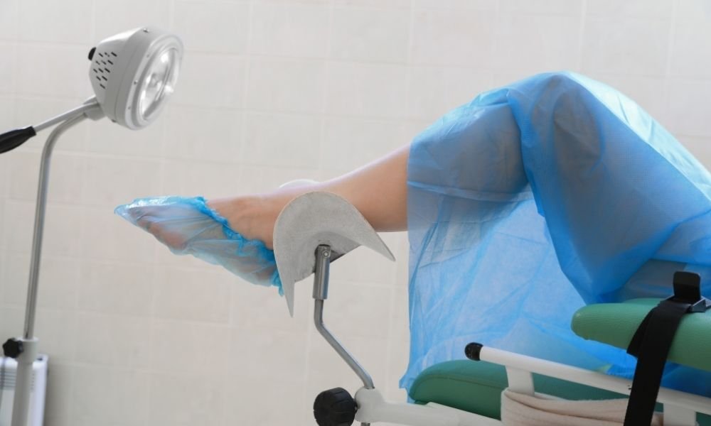 Kızlık zarı dikimi